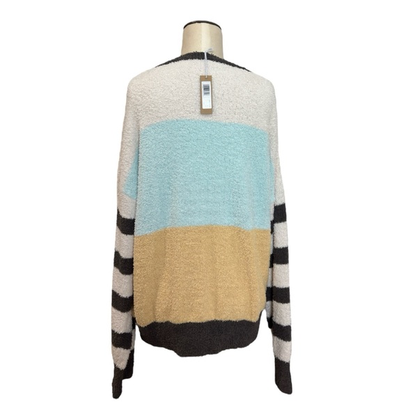 Hello Nite Los Angeles Sweet & Sour Stripe Loungewear Sweater - Picture 10 of 13